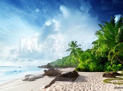 Fototapeta vliesov 270 x 200, 64554088 - sunset on Seychelles beach