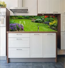 Fototapeta do kuchyn flie 180 x 60  Gartenansicht mit Rasen und Bepflanzung, 180 x 60 cm