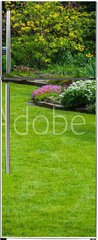 Samolepka na lednici flie 80 x 200  Gartenansicht mit Rasen und Bepflanzung, 80 x 200 cm