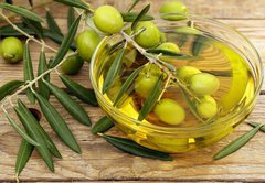 Fototapeta174 x 120  olive oil and olives, 174 x 120 cm