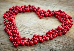 Fototapeta184 x 128  heart shape of fresh berries, 184 x 128 cm
