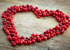 Fototapeta pltno 240 x 174, 69731363 - heart shape of fresh berries - tvar srdce erstvch bobul