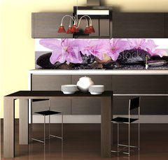 Fototapeta do kuchyn flie 260 x 60  flowers and black stones with reflection, 260 x 60 cm