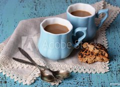 Samolepka flie 200 x 144, 71101894 - Cups of coffee with cookies and napkin on wooden table - lek kvy s cookies a ubrousek na devnm stole