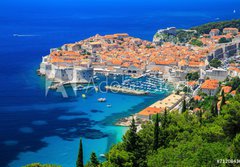 Fototapeta184 x 128  A panoramic view of the walled city, Dubrovnik Croatia, 184 x 128 cm