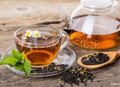 Fototapeta papr 254 x 184, 76902225 - Tea composition with mint leaf on wooden palette