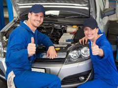 Samolepka flie 270 x 200, 76966351 - Team of mechanics smiling at camera