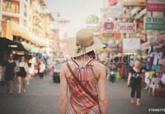 Fototapeta pltno 174 x 120, 76988770 - Young woman walking in Khao San, Bangkok