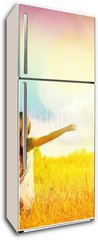 Samolepka na lednici fólie 80 x 200, 77938326 - Free Happy Woman Enjoying Nature. Beauty Girl Outdoor. - Zdarma šťastná žena užívat přírody. Krásy dívka venkovní.