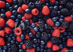 Samolepka flie 200 x 144, 78821273 - blueberies, raspberries and black berries shot top down - blueberies, maliny a ern bobule zastelen shora dol