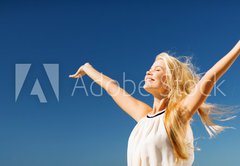 Samolepka flie 145 x 100, 79888302 - beautiful woman enjoying summer outdoors - krsn ena se t letn venku
