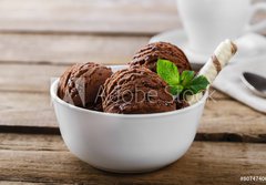 Fototapeta184 x 128  ball coffee chocolate ice cream in a bowl, 184 x 128 cm