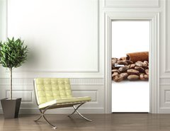 Samolepka na dvee flie 90 x 220  Scattered coffee beans in line on white, 90 x 220 cm
