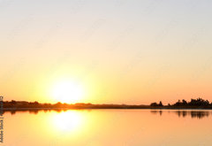 Fototapeta plátno 174 x 120, 95968412 - Golden sunrise over calm water - Zlatý východ slunce nad klidnou vodou