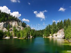 Fototapeta vliesov 270 x 200, 9646952 - Emerald lake-National park of Adrspach rocks-Czech Rep.