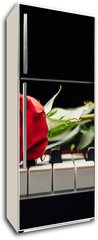 Samolepka na lednici flie 80 x 200, 98331602 - piano keys and red rose - klavrn kle a erven re