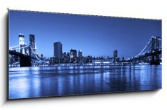 Sklenn obraz 1D panorama - 120 x 50 cm F_AB42013041 - View of Manhattan and Brooklyn bridges and skyline at night - Pohled na mosty Manhattan a Brooklyn a panorama v noci