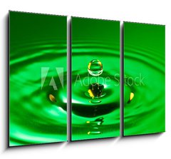 Obraz 3D tdln - 105 x 70 cm F_BB22894878 - tranquility conceptual. green droplet splash in a water