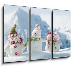 Obraz 3D třídílný - 105 x 70 cm F_BB26166286 - Happy snowmans in mountain
