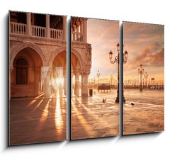 Obraz 3D tdln - 105 x 70 cm F_BB261752834 - San Marco in Venice, Italy at a dramatic sunrise