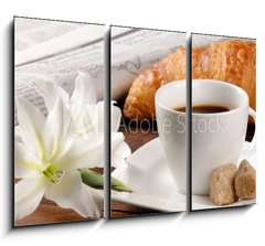 Obraz 3D tdln - 105 x 70 cm F_BB33687972 - Breakfast with newspaper, croissant and coffee