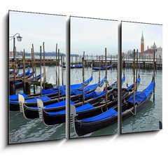 Obraz 3D tdln - 105 x 70 cm F_BB34081600 - Italy, Venice gondola parking at sunset