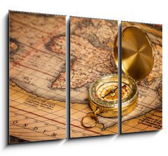 Obraz 3D tdln - 105 x 70 cm F_BB45304733 - Old vintage golden compass on ancient map
