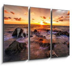Obraz 3D tdln - 105 x 70 cm F_BB54555943 - Tropical beach at sunset.