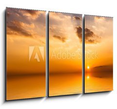 Obraz 3D tdln - 105 x 70 cm F_BB58094630 - Beautiful sunset with clouds reflected in water.