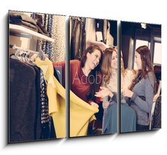 Obraz   Three Women in a Clothing Store, 105 x 70 cm