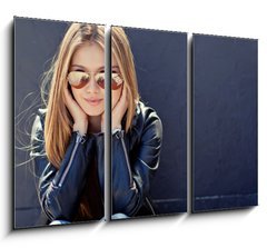 Obraz 3D tdln - 105 x 70 cm F_BB79452361 - Beautiful fashionable young woman