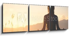 Obraz 3D tdln - 150 x 50 cm F_BM245653305 - silhouette fitness girl practicing yoga on mountain