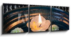 Obraz 3D třídílný - 150 x 50 cm F_BM30299512 - Schwimmkerze asiatisch - Plovoucí svíčka asijská