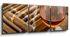 Obraz 3D tdln - 150 x 50 cm F_BM34951476 - cuban cigar and cognac on wood background