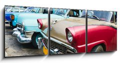 Obraz 3D tdln - 150 x 50 cm F_BM36605384 - Havana, Cuba. Street scene with old cars. - Havana, Kuba. Poulin scna se starmi vozy.