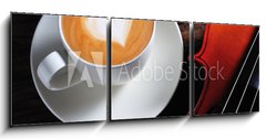 Obraz 3D tdln - 150 x 50 cm F_BM42963214 - Latte art and violin on wooden table