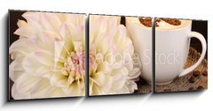Obraz 3D tdln - 150 x 50 cm F_BM45499614 - Latte on wooden table on brown background