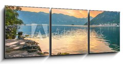 Obraz 3D třídílný - 150 x 50 cm F_BM53739902 - Sunset on the sea with the foggy mountains - Západ slunce na moři s mlžnými horami