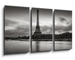 Obraz 3D tdln - 90 x 50 cm F_BS125899767 - Sunrise on the Eiffel Tower and Seine River in winter in Black & White. Port de Suffren, Grenelle, 15th and 7th Arrondissements of Paris, France