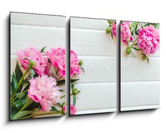 Obraz 3D tdln - 90 x 50 cm F_BS313371368 - Pink peony flowers on white wooden table. womans day or wedding background. Top view.
