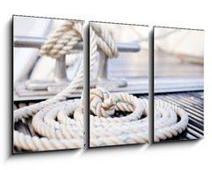 Obraz 3D tdln - 90 x 50 cm F_BS35006836 - Mooring rope with a knotted end tied around a cleat.