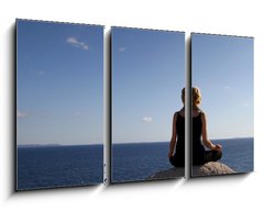 Obraz 3D tdln - 90 x 50 cm F_BS35709780 - girl sitting on rock over ocean