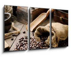 Obraz 3D tdln - 90 x 50 cm F_BS43606423 - Roasted coffee beans in vintage setting