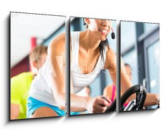 Obraz 3D tdln - 90 x 50 cm F_BS48214367 - Leute beim Spinning in einem Fitnessstudio