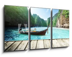 Obraz   rock of Phi Phi island in Thailand and wooden platform, 90 x 50 cm