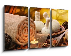 Obraz 3D tdln - 90 x 50 cm F_BS55741777 - Massage background with rolled towel, spa balls and candlelight