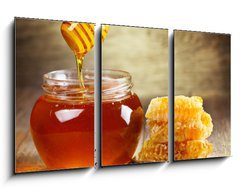 Obraz 3D tdln - 90 x 50 cm F_BS61593982 - jar of honey with honeycomb