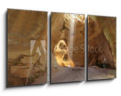 Obraz 3D tdln - 90 x 50 cm F_BS65592568 - Clay huge caves beautifully illuminated - Clay obrovsk jeskyn krsn osvtlen