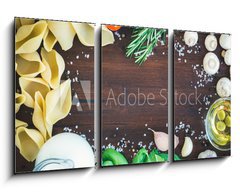 Obraz 3D tdln - 90 x 50 cm F_BS74036743 - Pasta ingredients: conchiglioni,mushrooms, a jug of cream, olive