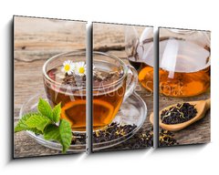 Obraz 3D tdln - 90 x 50 cm F_BS76902225 - Tea composition with mint leaf on wooden palette